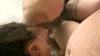 Smoking and sucking in cheetah