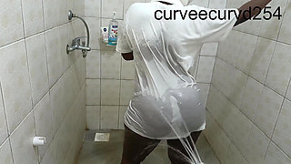 We Got Wet Twerked Sucked and Fucked: Bathroom Romance