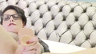 Cris Bathory's Pee Drink