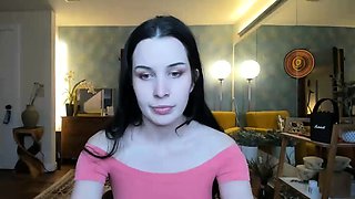 Cute amateur brunette naughty in solo jerking show on camera