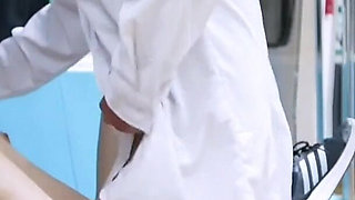 Having Sex with Guy in the Subway, Let Passengers Watch Me Squirt.