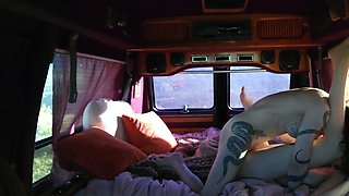 SARINAANDROBIN The Shaggin Wagon