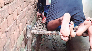 Indian Slut Outdoor in Gets Pussy Fuck by Young Boyfriend