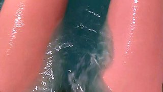 amateur luxury fetishes squirting on live webcam