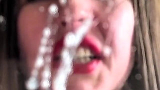 Плевание, Шлюха, Поклонение Ногам - Дразнение В Чулках И На Каблуках - Вид От Первого Лица