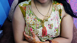 Bhabhi Did a Blue Job of Brother and Made His Penis Ejaculate with Hindi Voice