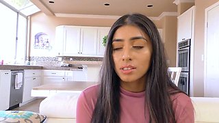 Violet Myers Has The Hots For Her Probation Officer And