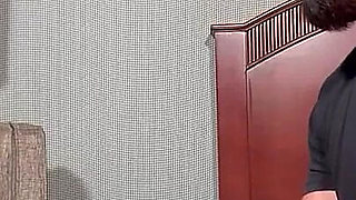 Licking Goddess Luna's Size 8 Feet!