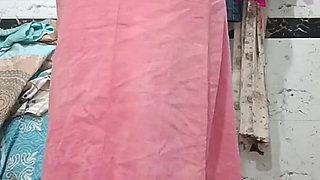 Priya Bhabi Nice Back Side Big Ass Bathing Video