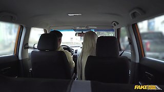 Blondie Bombshell’s Blonde Passion in Driving Heat