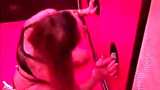 vidage de couilles au gloryhole