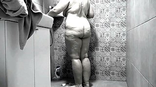 Mature, plus-size, globes