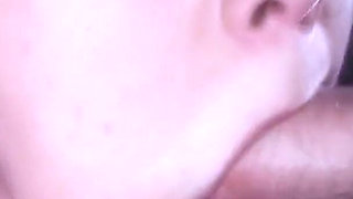 Zerah : Emo Teen Blowjob And Big Oral Cumshot