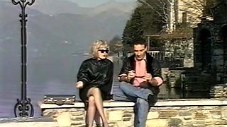 Gorgeous blonde housewife hardcore anal pounding in kitchen