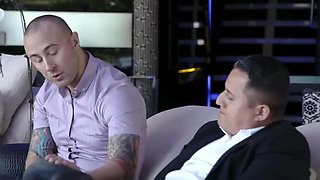 The guy films a homemade blowjob from his wife in first person: Blowjob, Doggy  Big Tits Porn