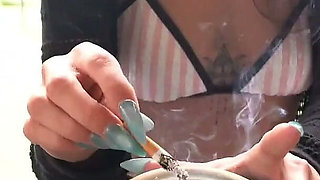 4 Smoking Hot Girls