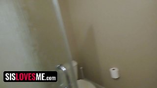 Sis Loves Me - schlong craving blonda teen sneaks on her brother in the shower to witness his Big Dick