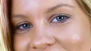 Anabelle Pync - Fucking Machine with Panties to the Side