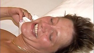 Sabrinas Lesbian Health Food Store 69