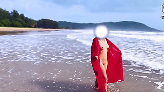 Public Beach Masturbate and Squirt