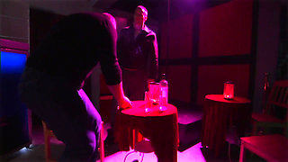 Stunning babe loves deepthroat