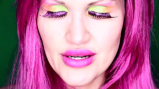 Trapped inside my lipstick