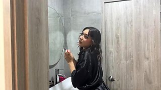 She does her makeup slow and sexyflirty Colombian beauty who turns heads with just one look.: Porn