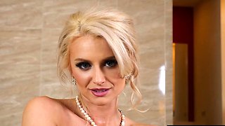 Bubble covered muse introducing herself