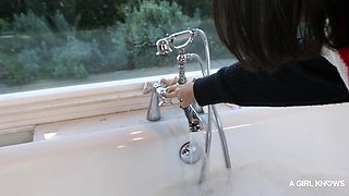 Steamy blondes and brunettes share bathtub passion with tender touches