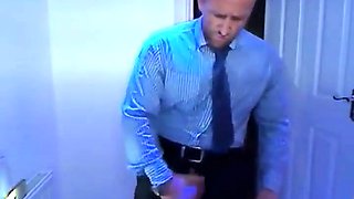 Empresrio Barbudo Punheta Solo Amadora