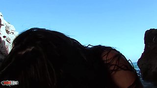Amazing spanish pornstar Carla Cruz fucking at the beach - MMM100