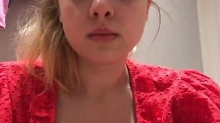 Squirting and Fingering in the Changing Room