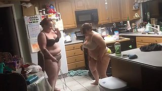 2 bbws: Big Ass, Brunette  Xhamster Porn