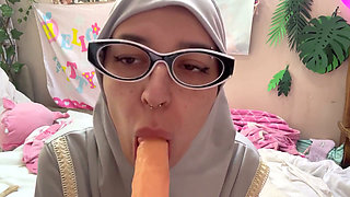 Blowjob Hijab