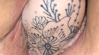 Jade Fisting Her Hairy MILF Pussy