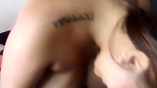 Webcam beauty and her toys have solo sex
