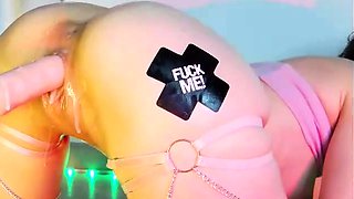 Sexy hottie Anetta Keys enjoys a solo toy masturbation