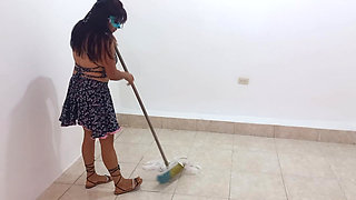 Exclusive Video!! Cleaning Assistant Has Sex at Work with Boss's Stepson