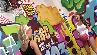 Not Even Her Friend Can Resist the Blonde