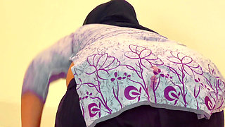 Egyptian Hot Big Tits & Big Ass 19yo BBW Maid Fucked by Owner, While She Cleaning Owner's Room - Cum