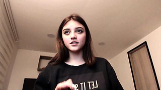 Amateur Webcam Teen Flashes Masturbates