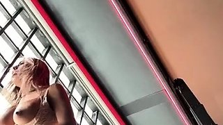 Close up MILF masturbation