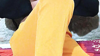 18 Year Old Asian Girl Hard Musterbation with Aubergine.