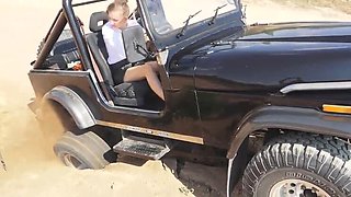 Amateur Pinay Angel The Dreamgirl Stuck in Car - Leather Fetish Outdoor Sex & Heels