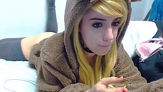 Blonde tight pussy babe solo toy fun in glamour masturbation