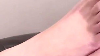 Hot blonde gets her feet licked by her bf