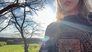 Girl Masturbates in Public in the Mountains Like Lena Polański