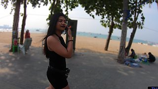 Amateur Thai hottie with a massive booty gives mind-blowing BJs in an intense interracial session