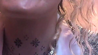 Sexy Realtor Desperate to Make the Sale