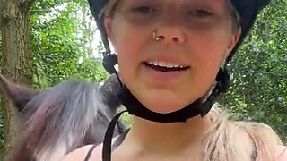 Close up MiLF getting it in the ass